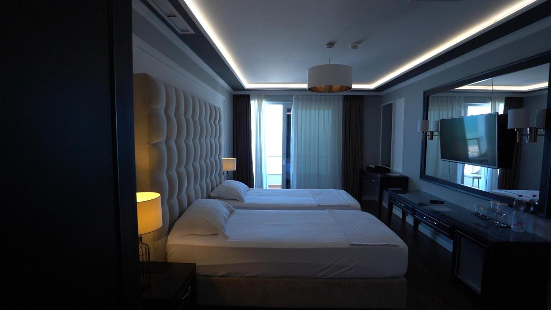 Premium Beach Hotel Golem  Exterior foto
