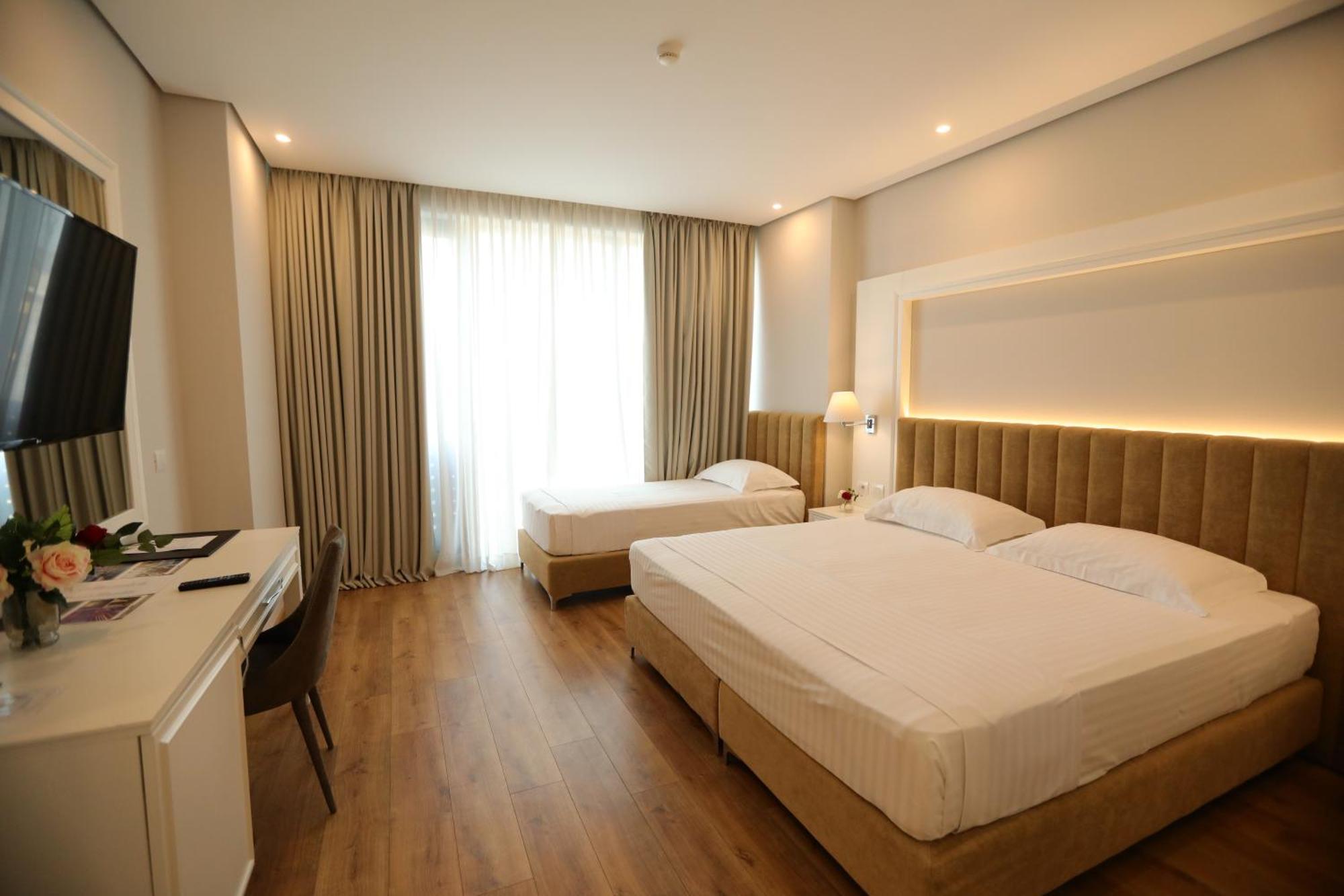 Premium Beach Hotel Golem  Exterior foto