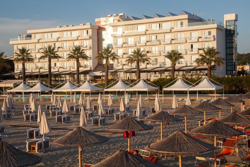 Premium Beach Hotel Golem  Exterior foto